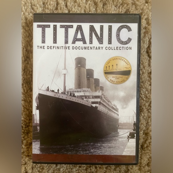 Titanic: Definitive Documentary Collection (DVD, 2012, 2-Disc Set) - Picture 1 of 2